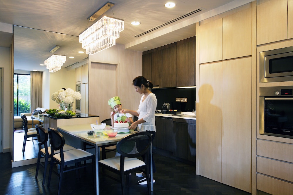 Fraser Suites Singapore 46/54