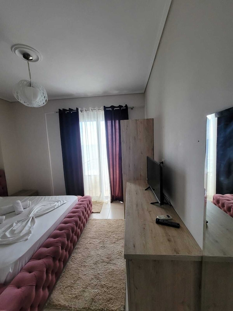 Hotel Sunrays 7/62