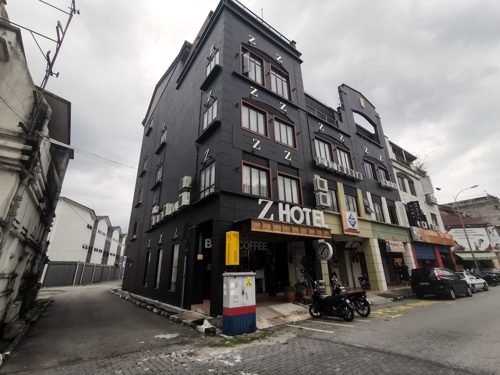 Z Hotel 41/50