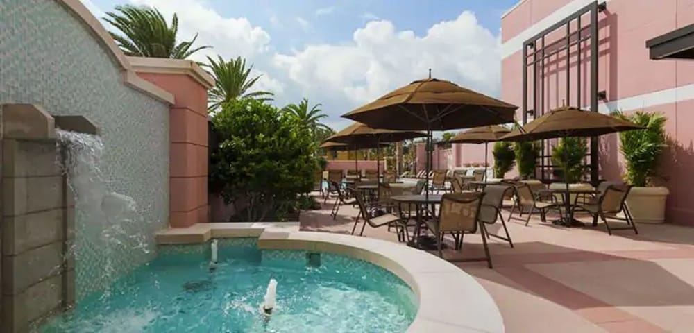 Embassy Suites By Hilton Orlando Lake Buena Vista South 3/82