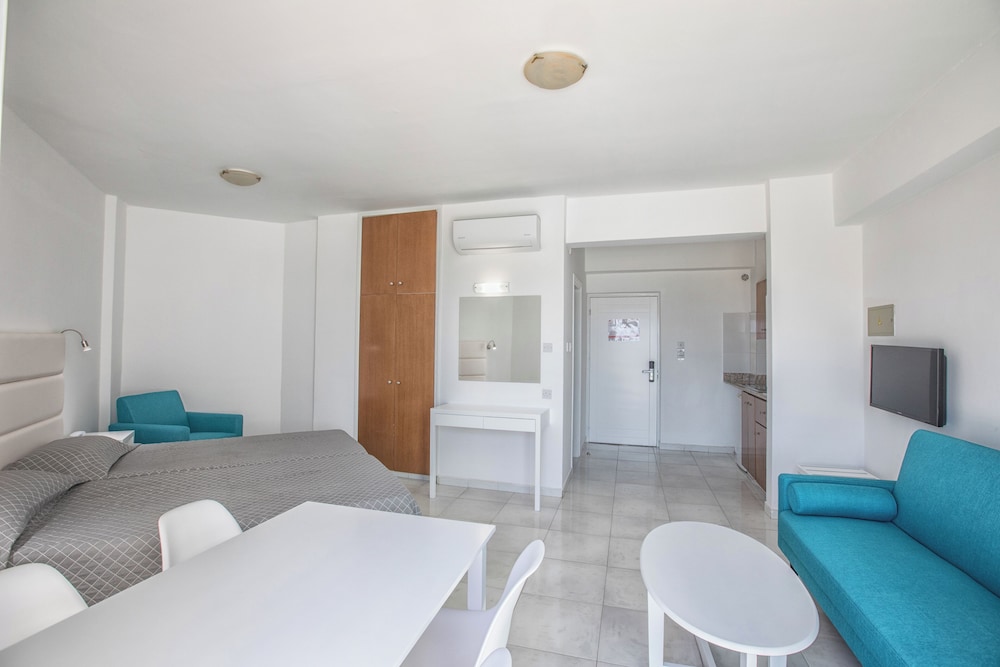 Papantonia Hotel 19/60