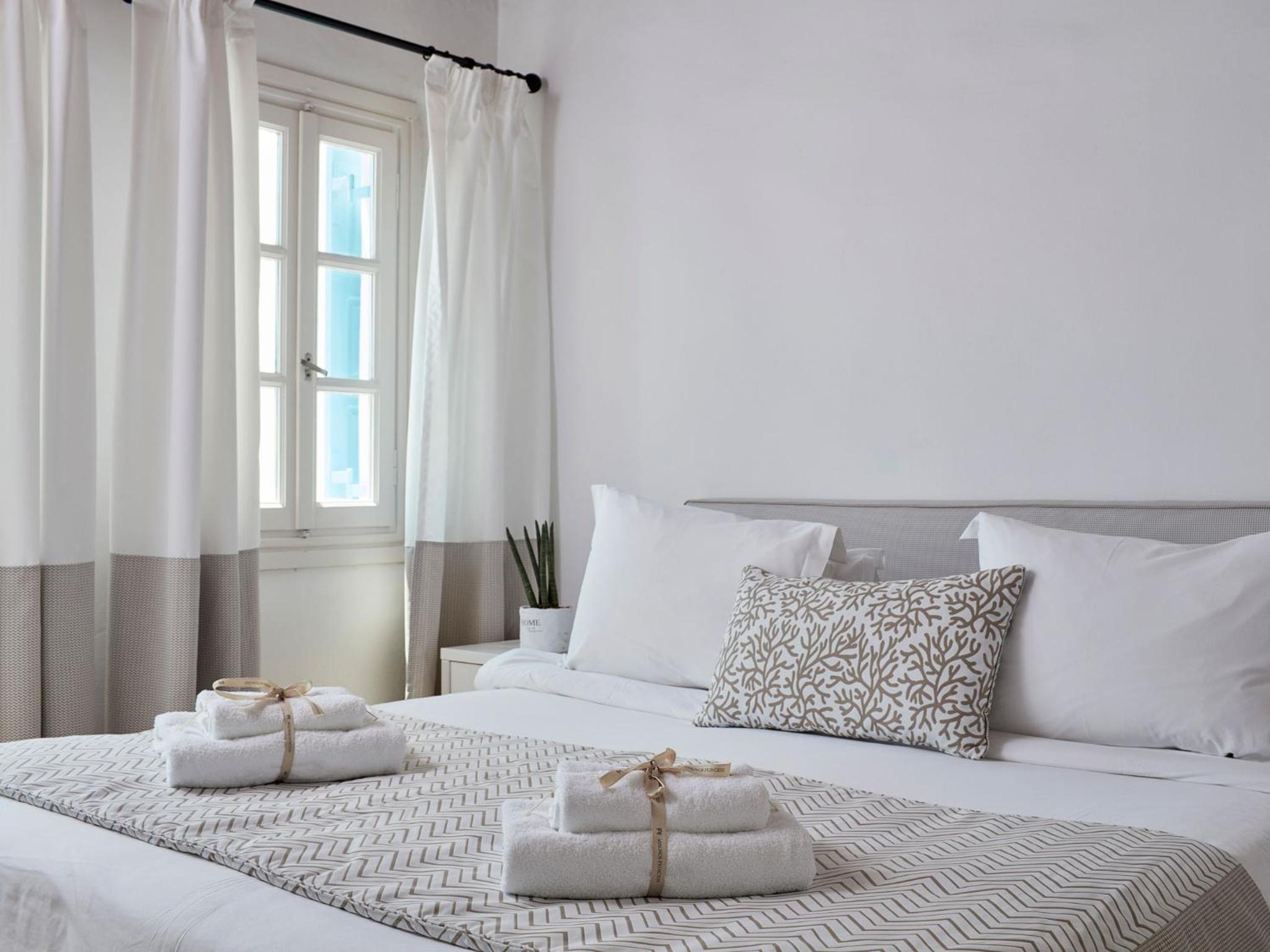 Maisonette, Traditional