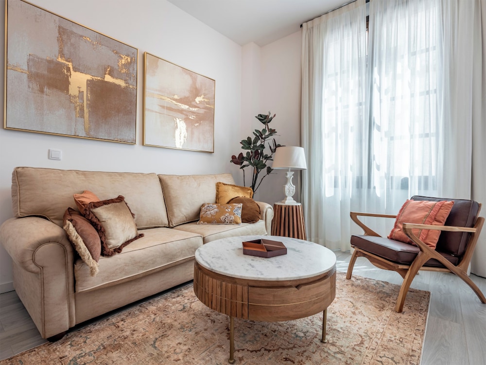 APARTAMENTOS PUERTA ELVIRA SUITES 3000 14/46