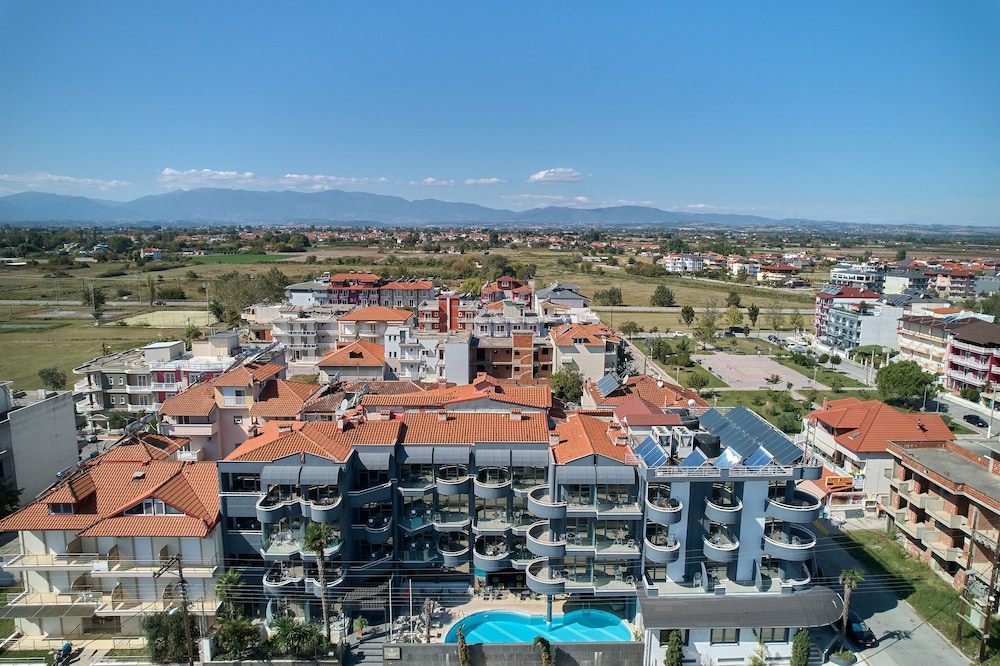 Mediterranean Resort Hotel 55/60