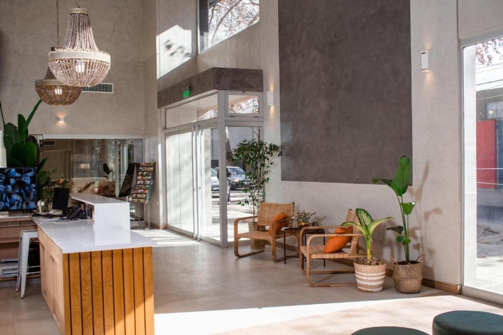 Gran Hotel Dakar 5/50