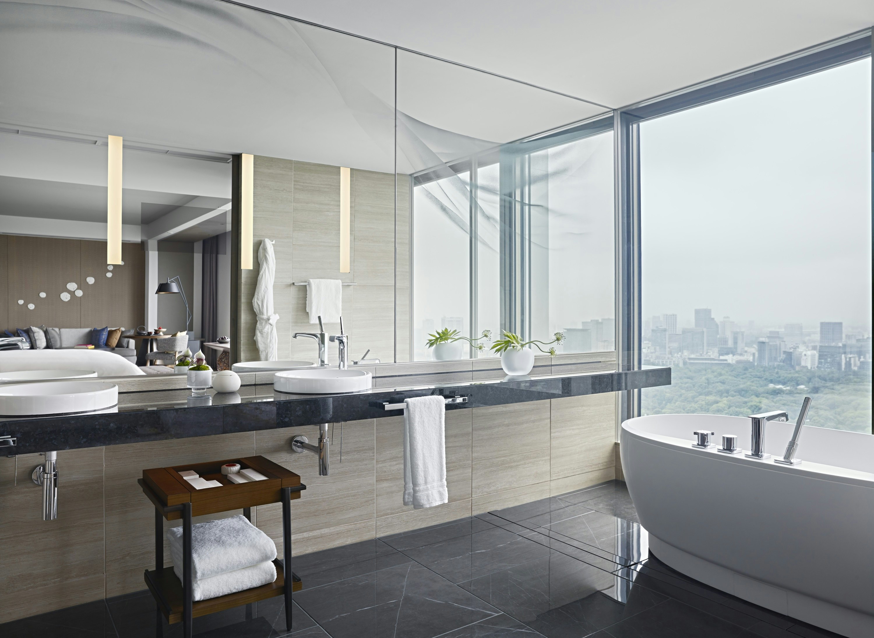 Four Seasons Hotel Tokyo Otemachi 63/64