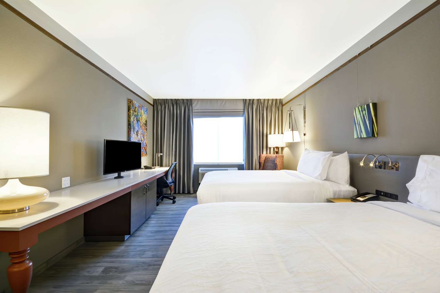 PREMIUM, 2 QUEEN BEDS