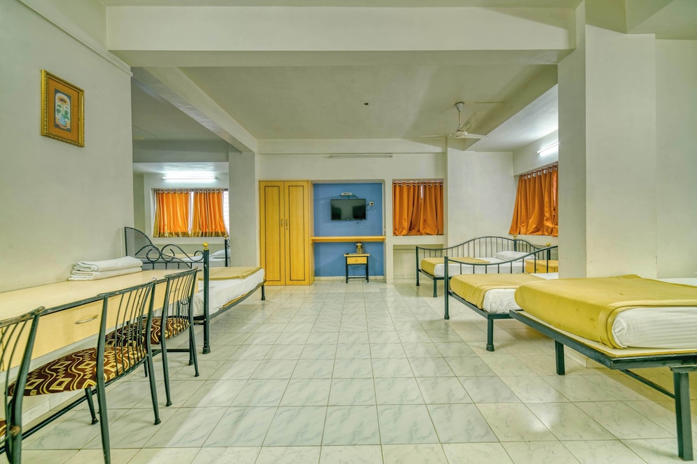 Hotel Grand Ashwin 21/41