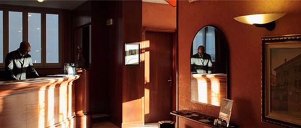 Residence Liberty Hotel 48/50