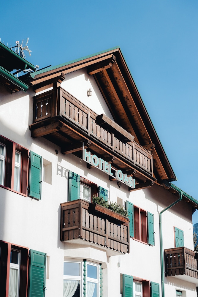 Hotel Oasi 1/50