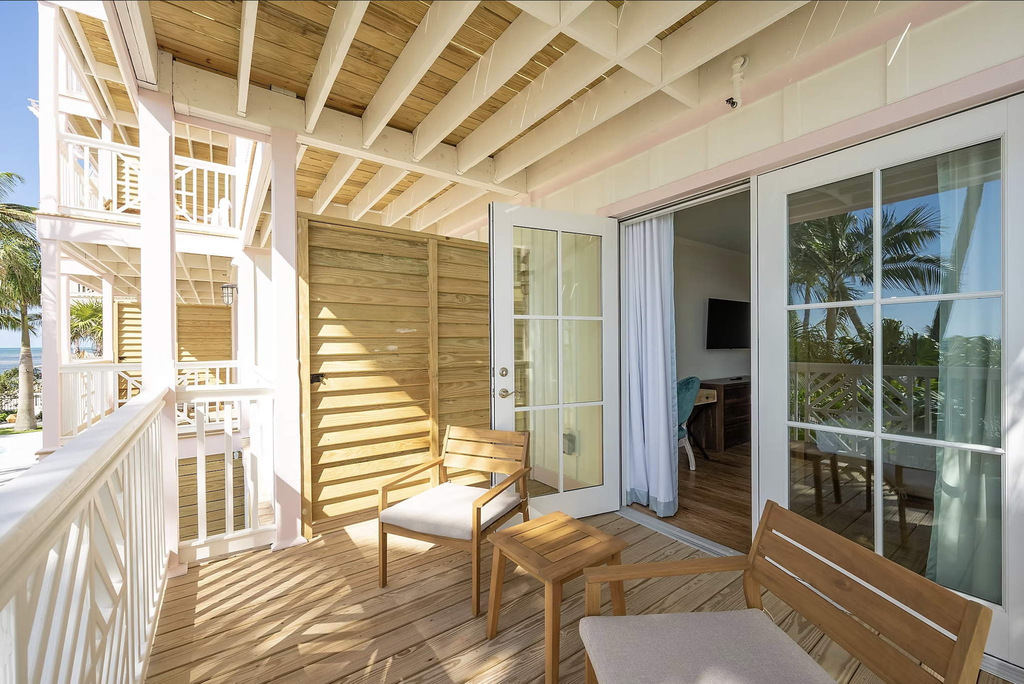 Grassy Flats Resort & Beach Club (ex Casa Del Sol Beach Resort) 16/42