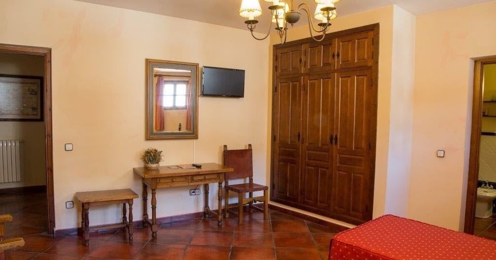 Hotel Las Cancelas 37/57