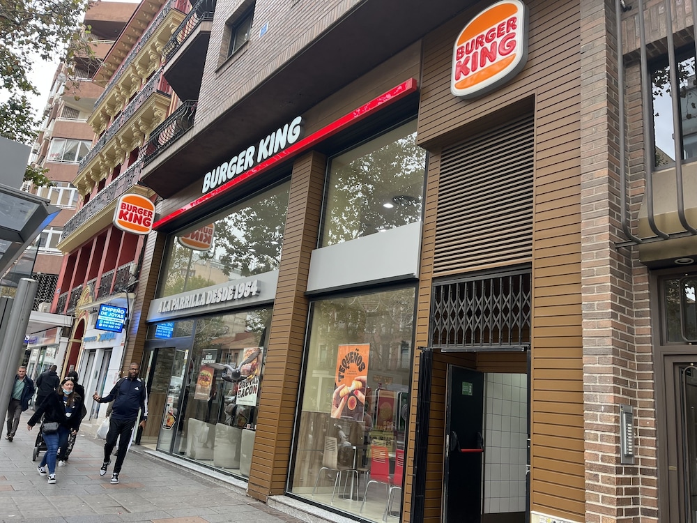 Hostel Almansa 3/50