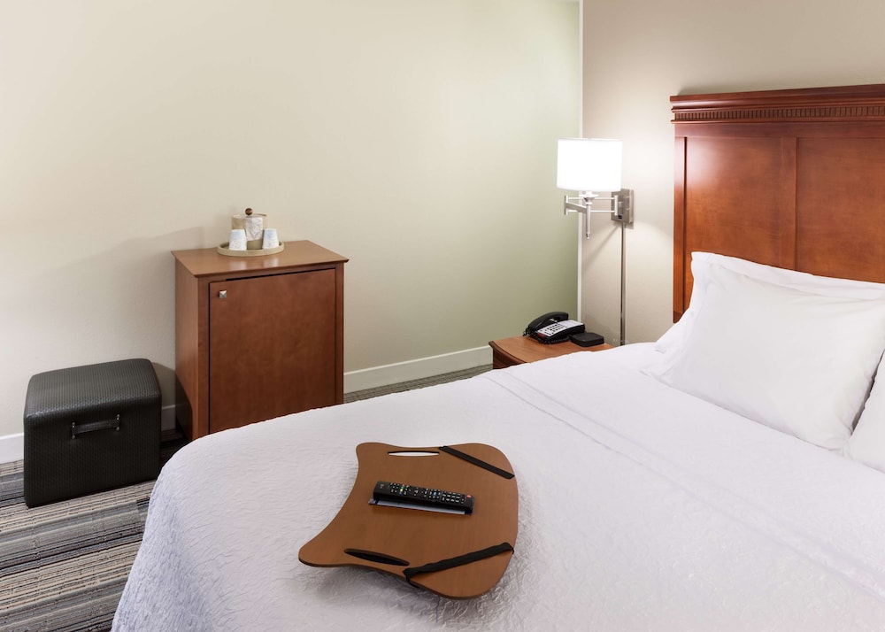 Hampton Inn Suites Davenport 16/41