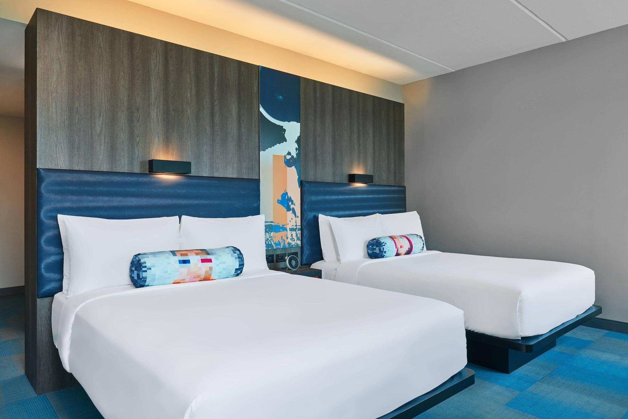 aloft, Suite, Multiple Beds, Courtyard View