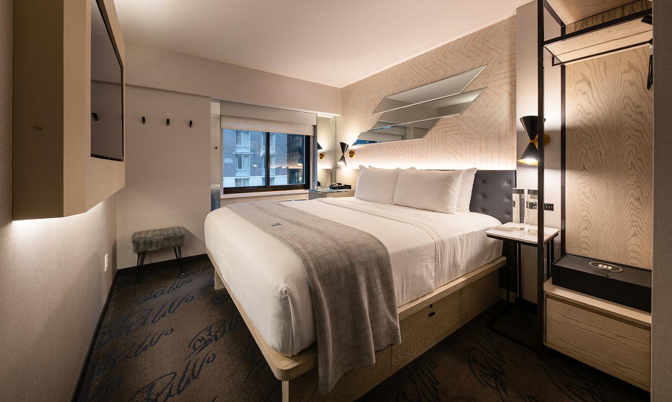 Room, Double Bed, Street View