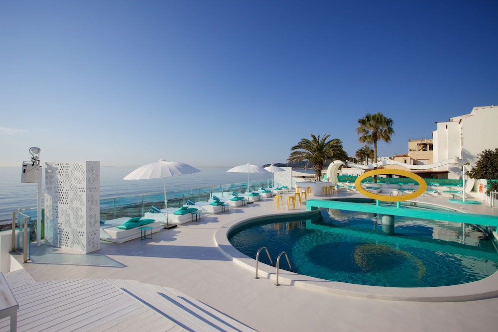 AMA Ibiza Beachfront Suites - Adults Only 56/64