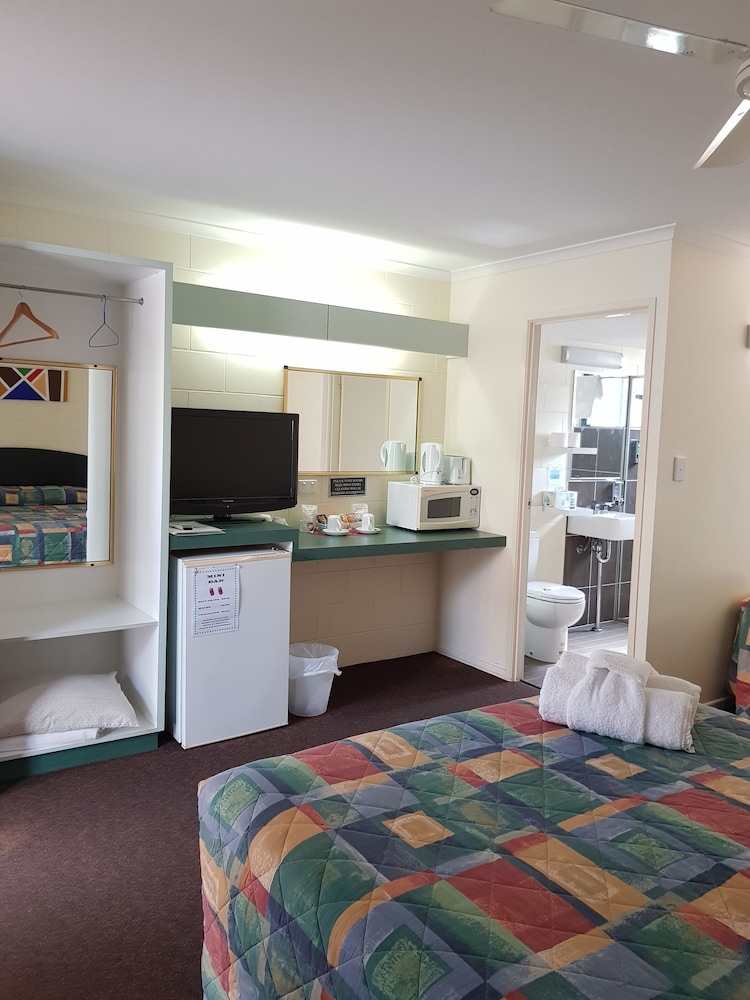 Harbour Lodge Motel Gladstone 6/31