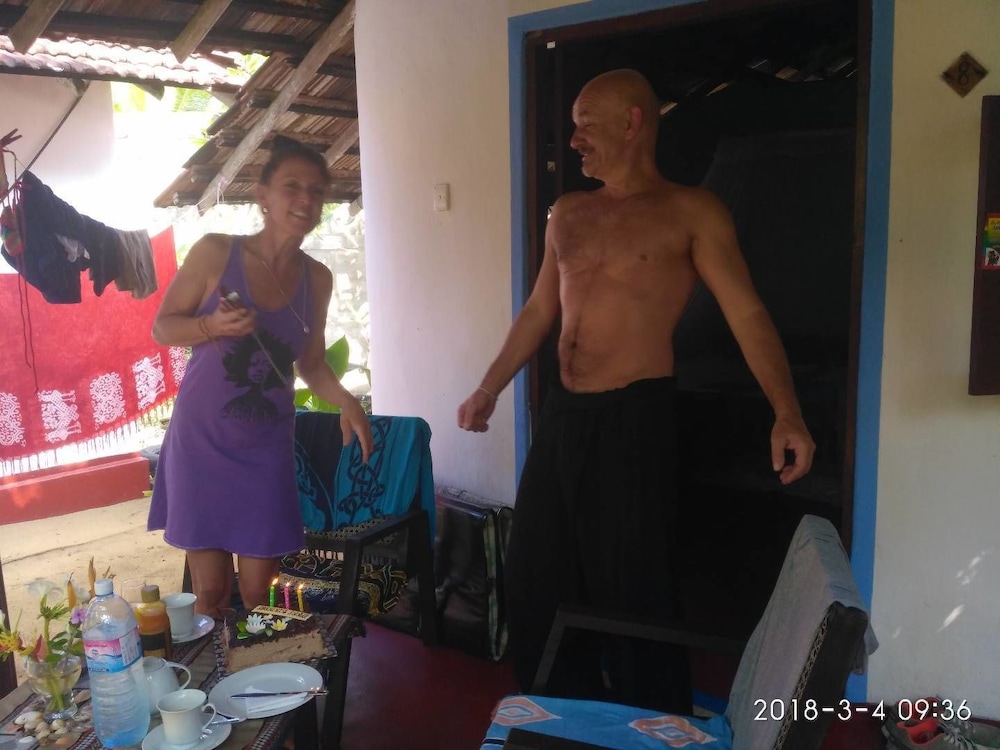Ravana Beach Cabanas 4/36