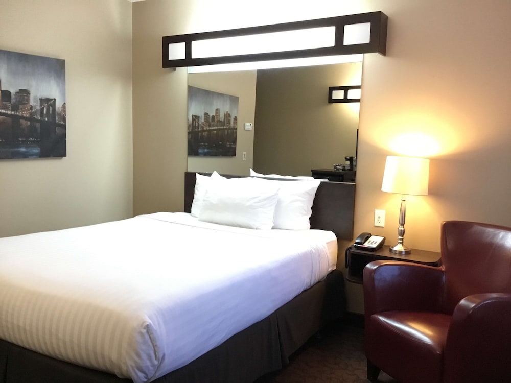 Villa Inn and Suites, SureStay Collection By Best Western 15/54