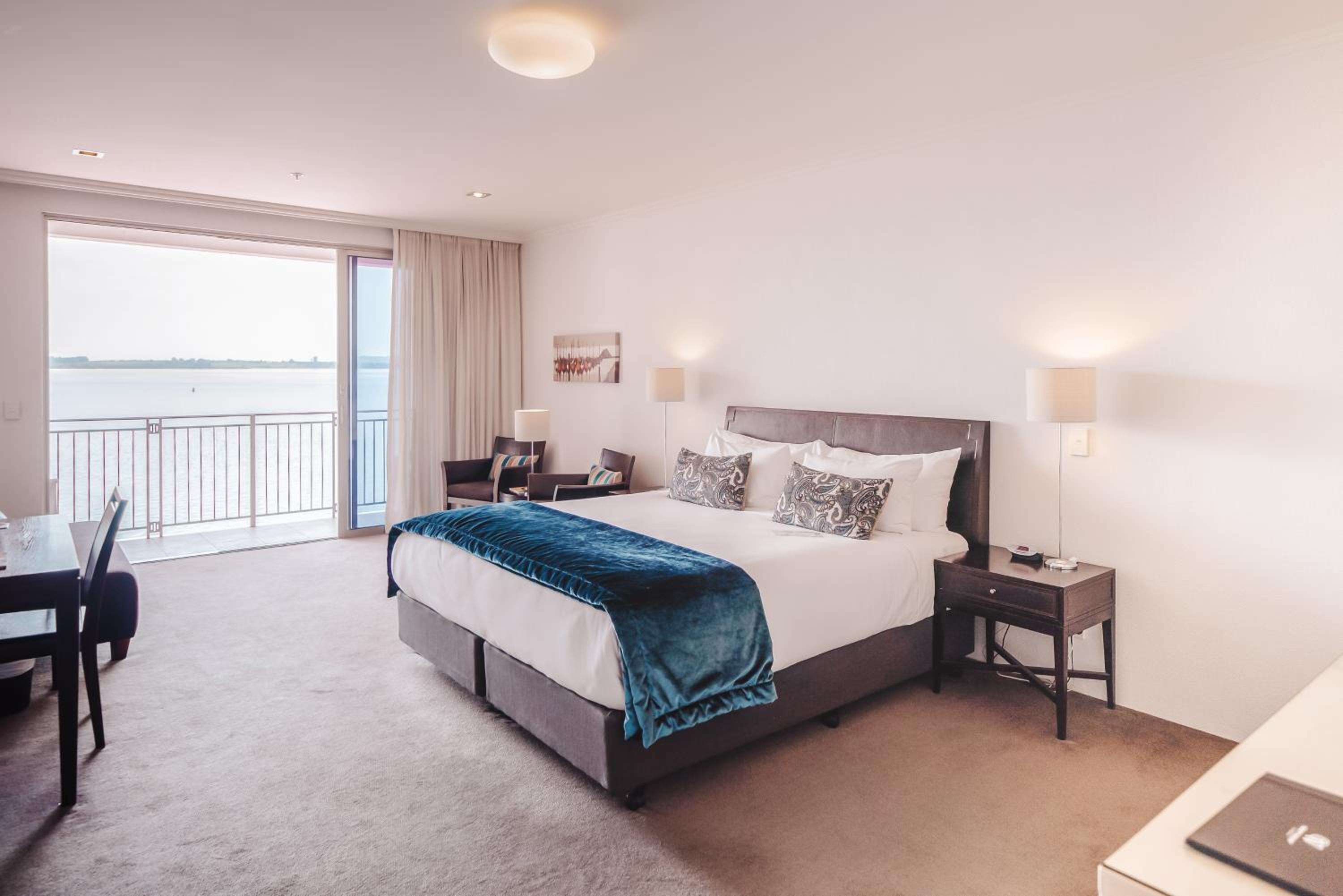 Room, Harbour View