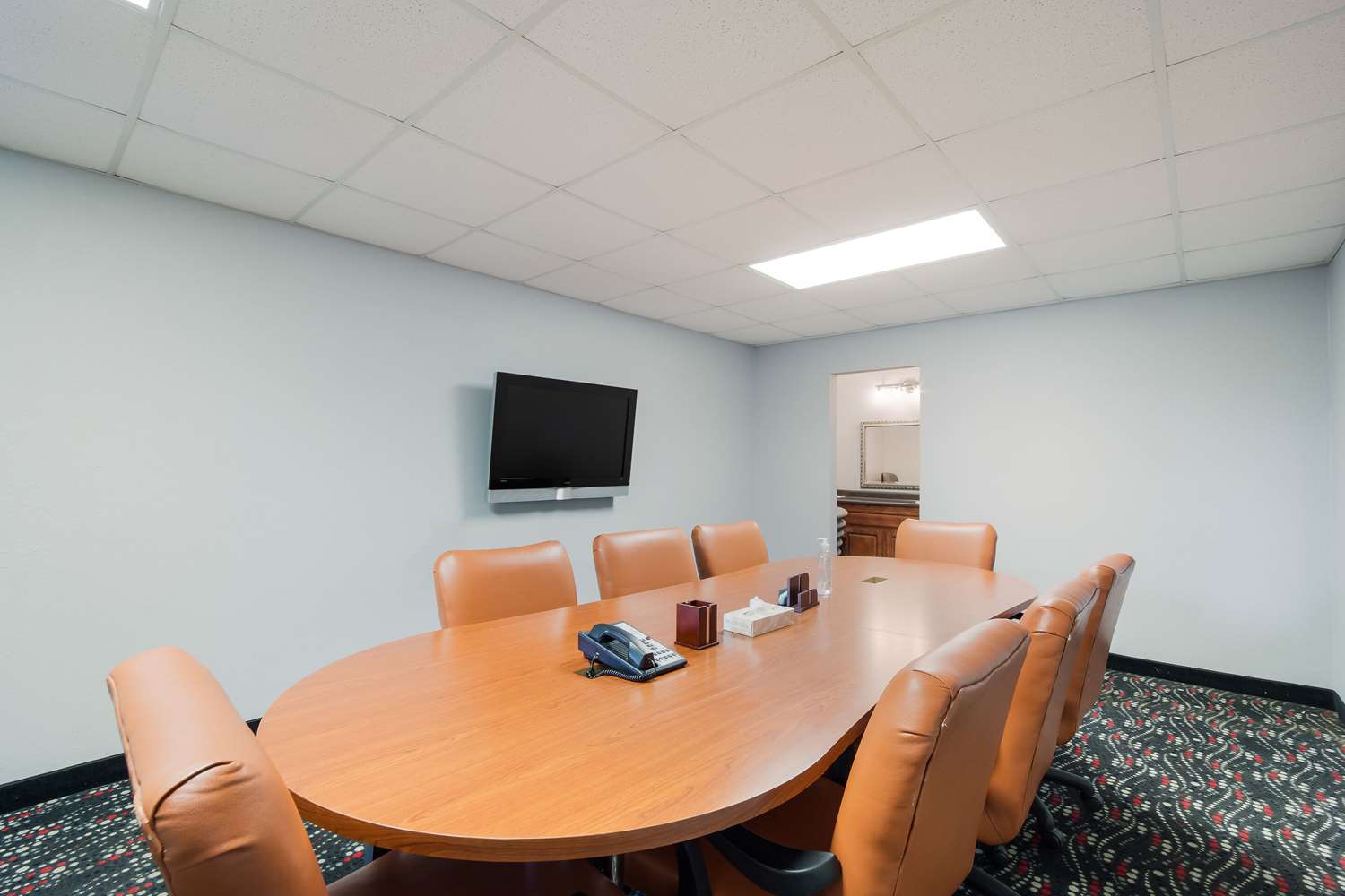 Quality Inn and Suites Conference Center Statesboro Historic District 29/33