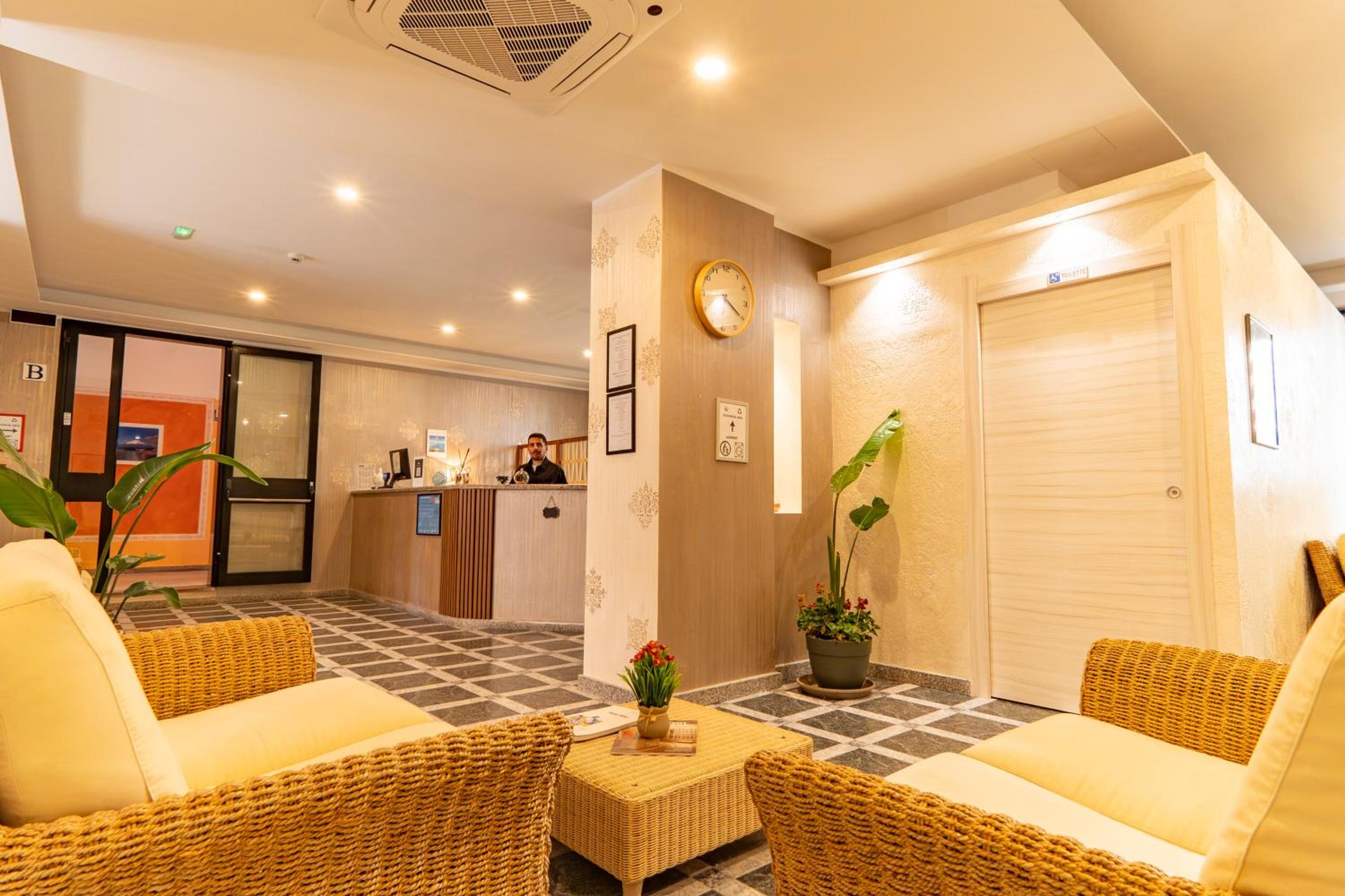 Rina Sea Apartments 20/34