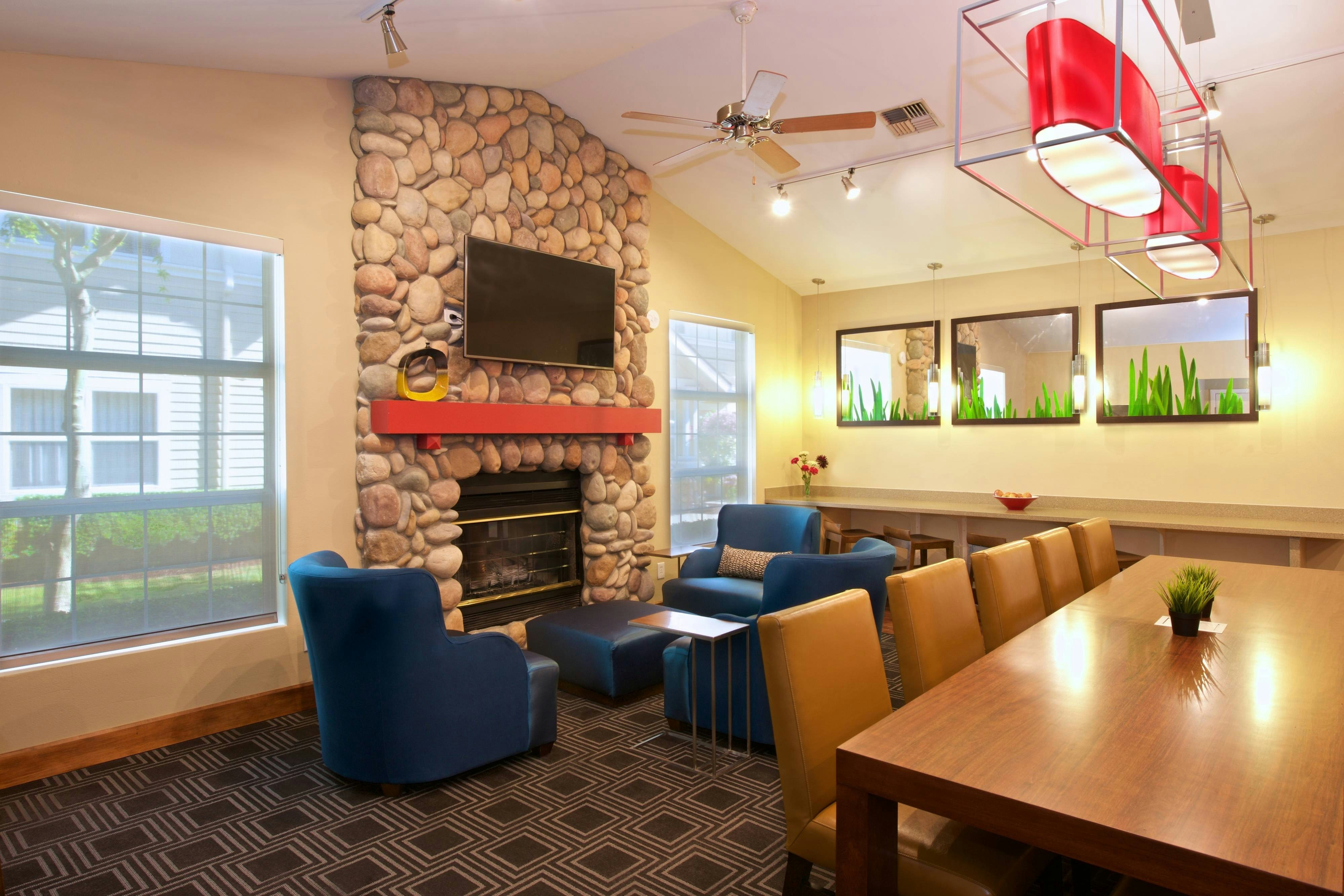 Towneplace Suites Seattle Southcenter 8/8