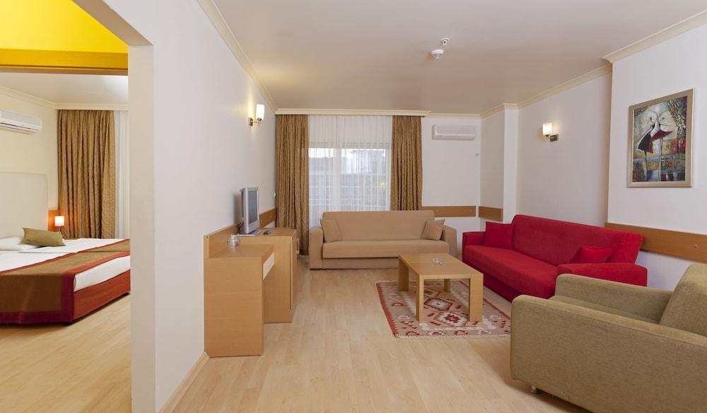 My Home Resort Hotel 29/50