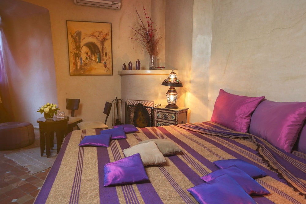 Riad Turquoise 24/81