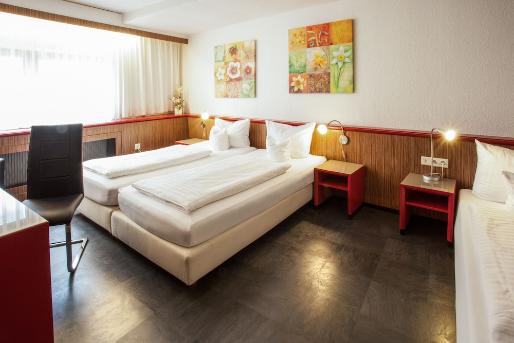 Centro Hotel Ariane 25/58