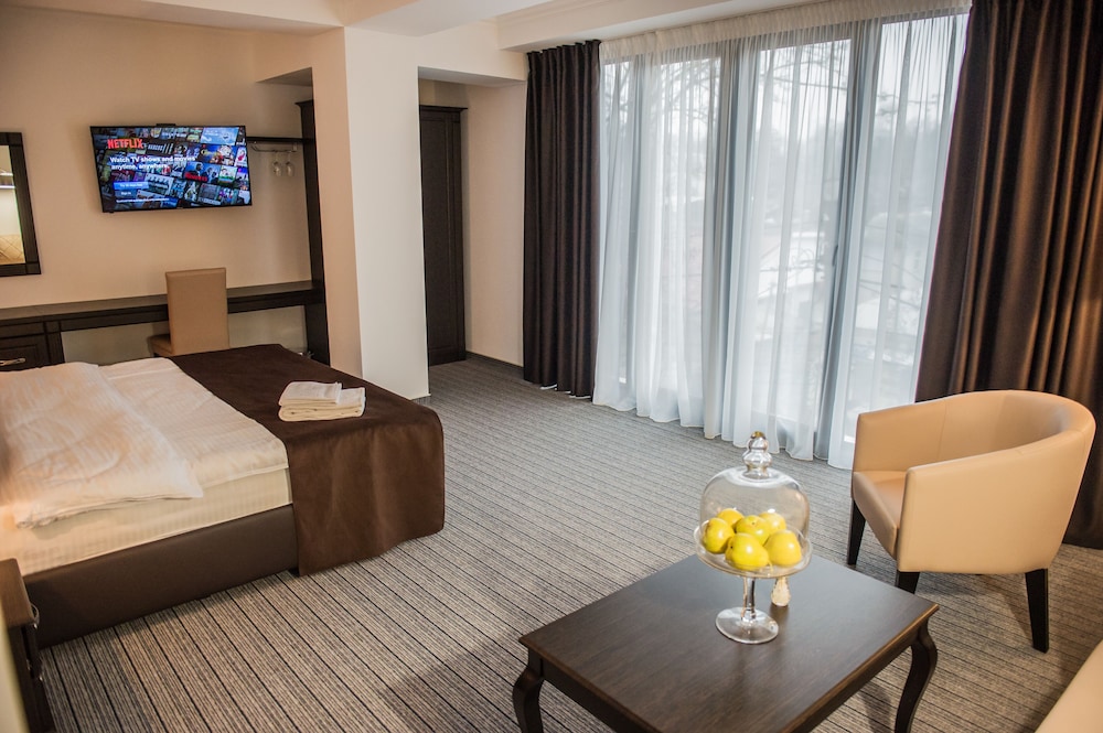 Bernardazzi Grand Hotel 34/43