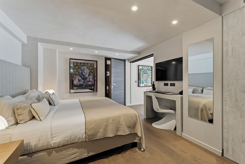 Garden, Suite, King Bed, Sofa