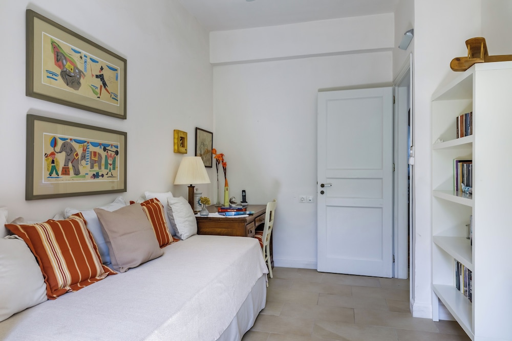 Skopelos Village Hotel Apartments 7/75