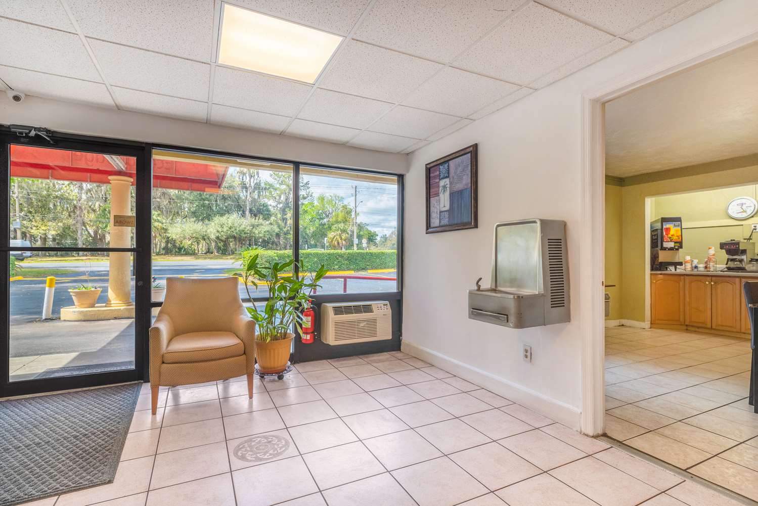 Days Inn by Wyndham Gainesville Hospital/University Area 6/6
