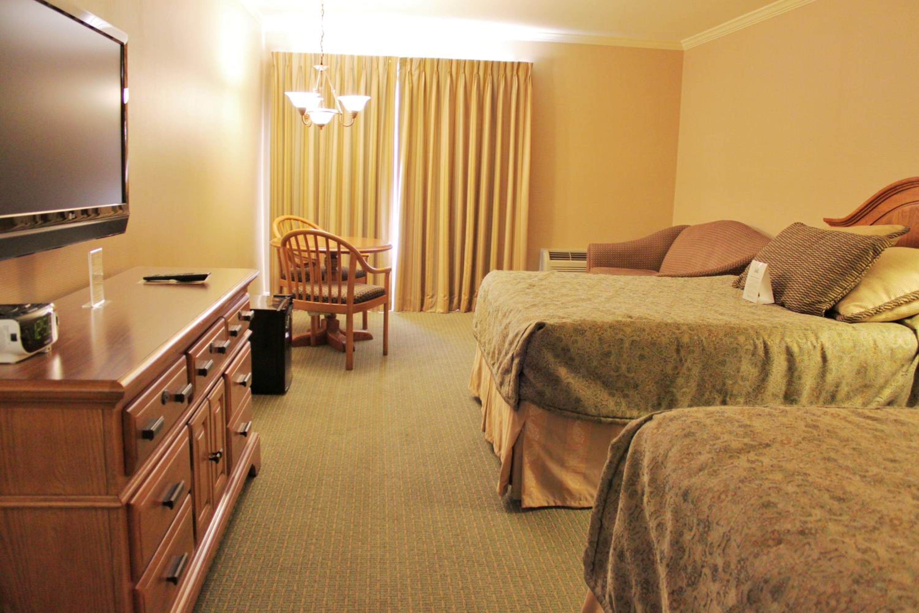 Columbus Motor Inn 20/25