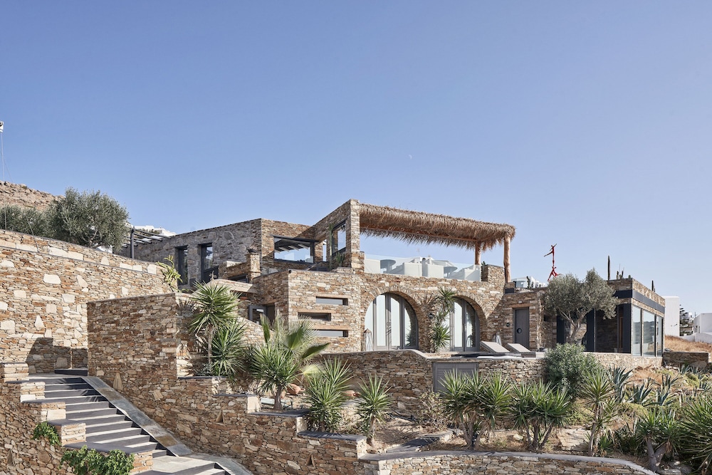 Liostasi Hotel And Suites 40/50