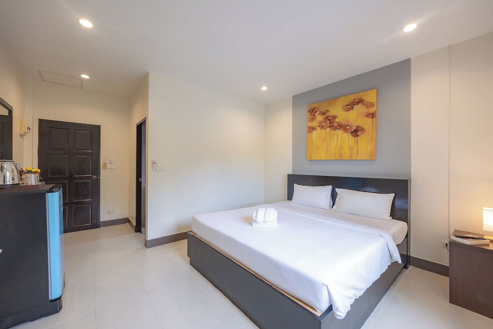 Baan Yuyen Karon Guesthouse 44/76