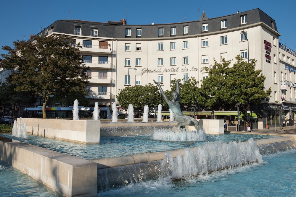 Grand Hotel de la Gare 48/51