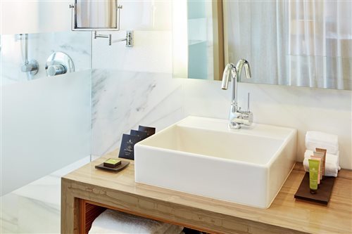 Room, Double or Twin Bed, Bay View