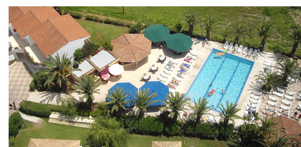 Morfeas Hotel 36/43