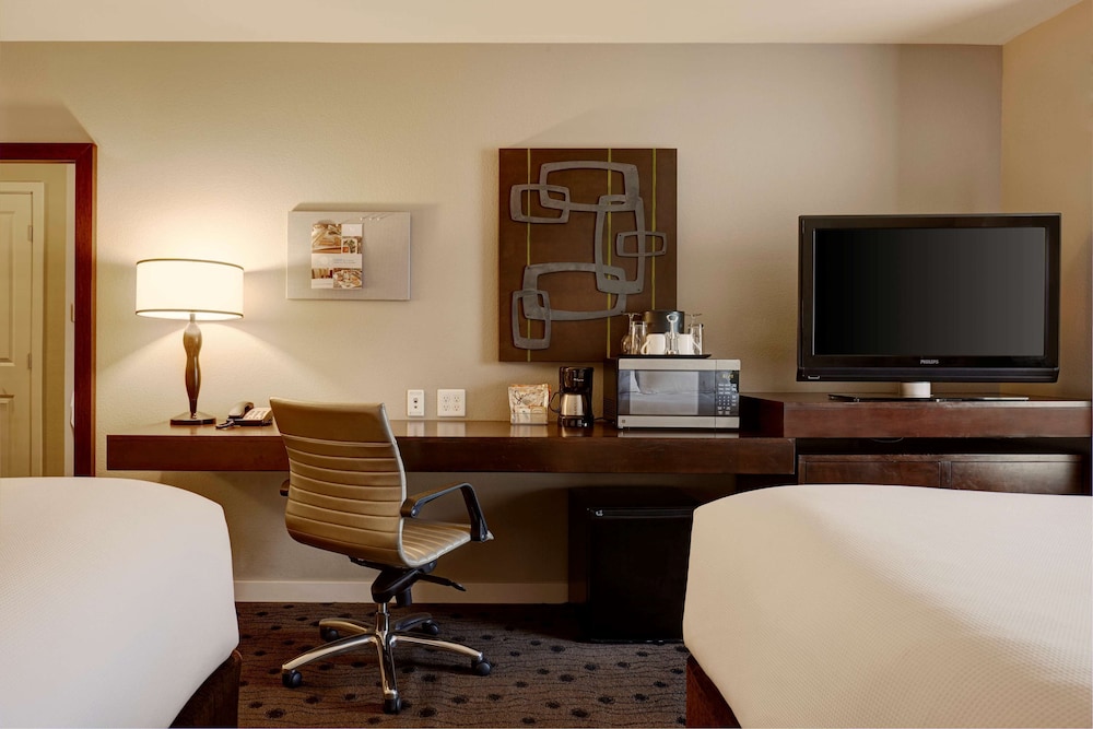 Hyatt House Seattle/Redmond 18/70