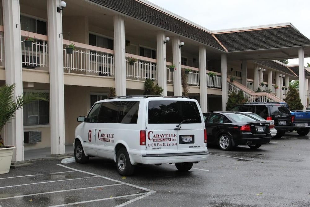 Caravelle Inn Suites 26/31
