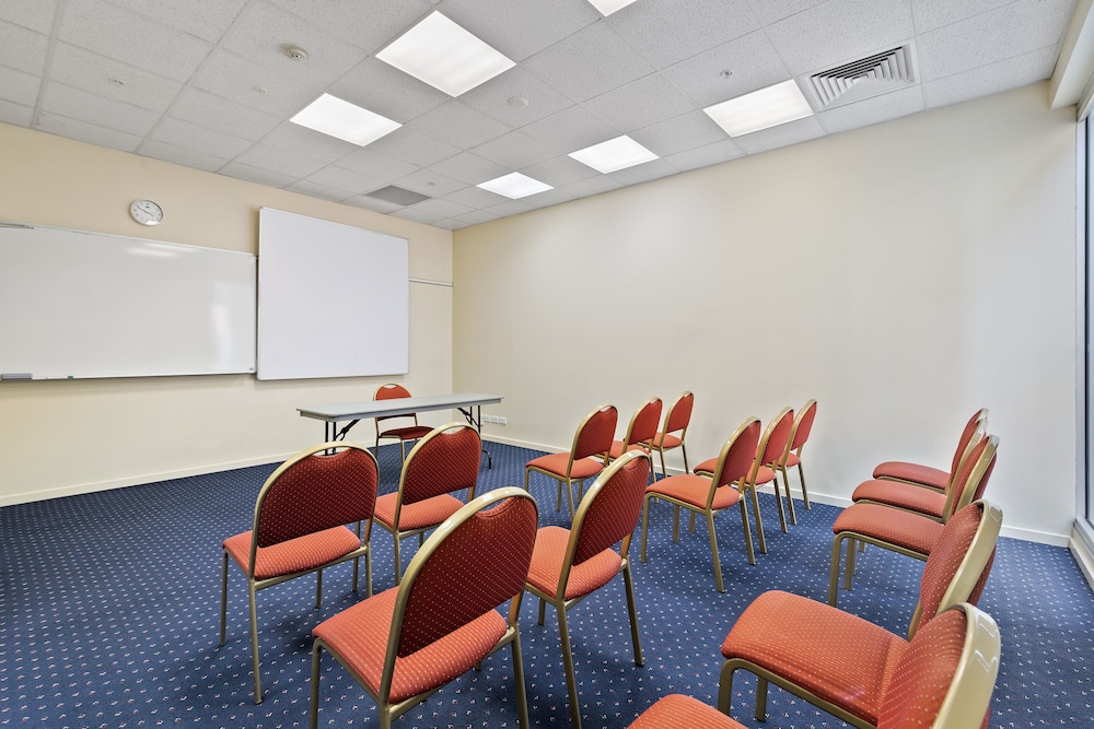 YEHS Hotel Melbourne CBD 55/57