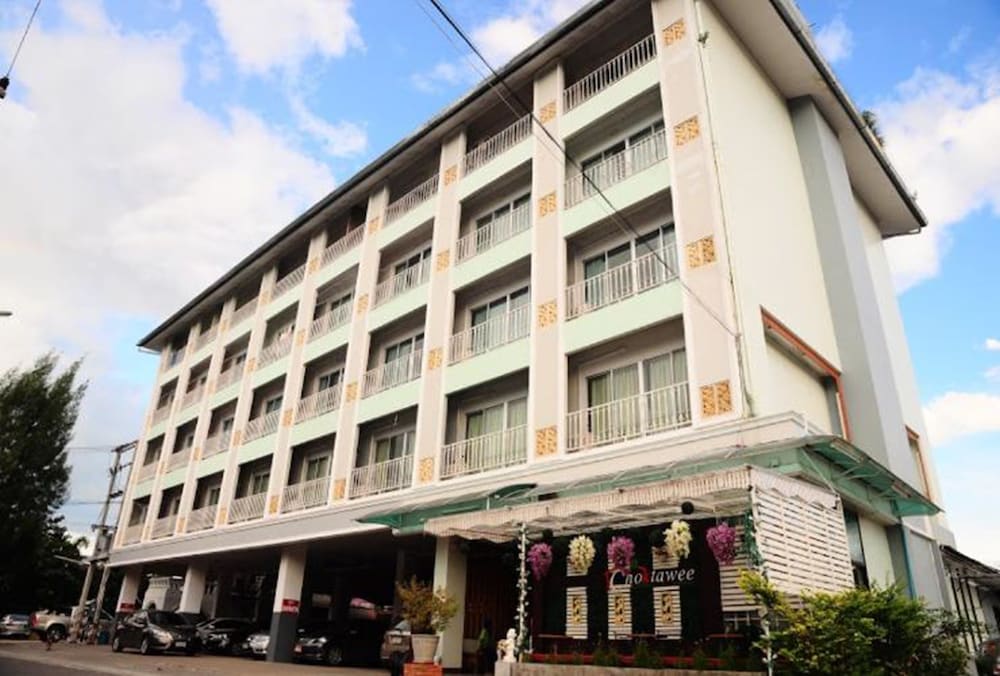 Choktawee Residence And Mansion 3/33