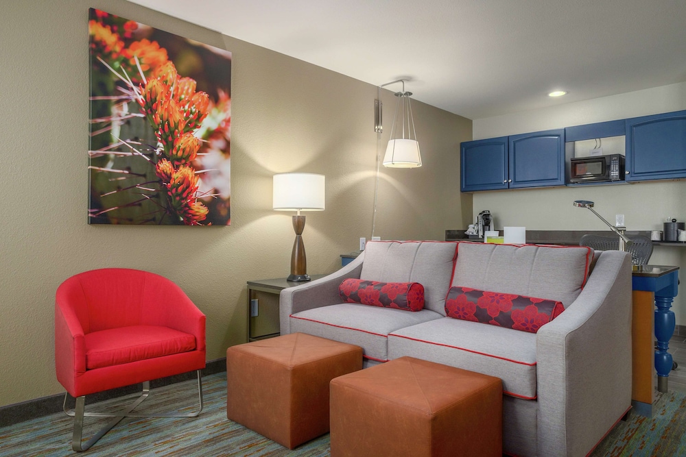 Hilton Garden Inn Phoenix Airport 36/53
