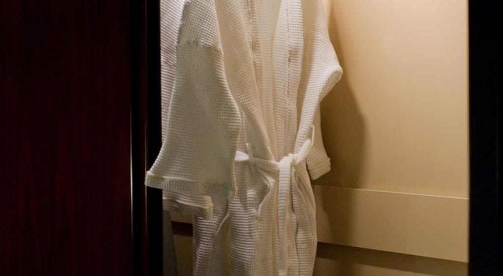 Hotel Sixty3 33/52