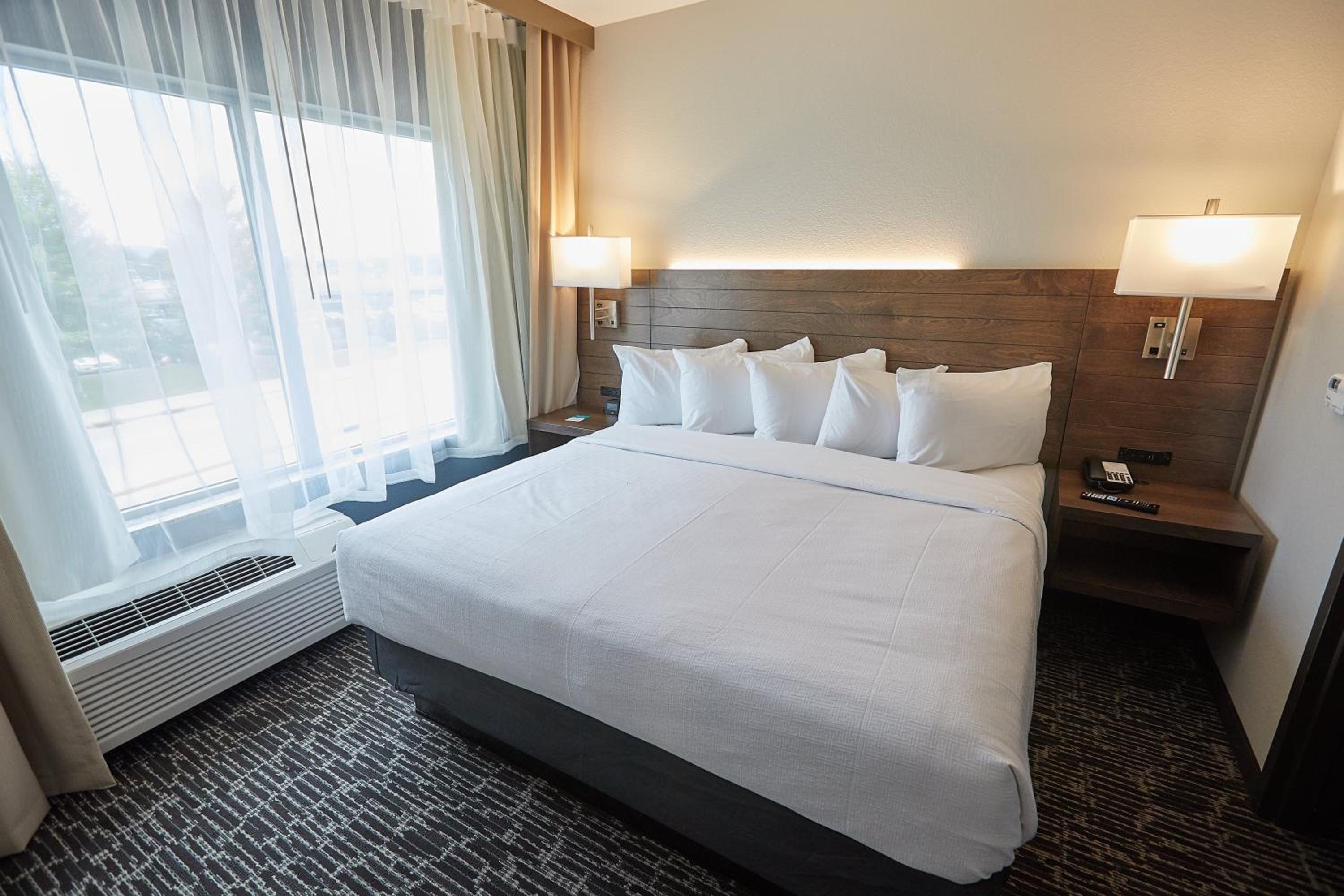 Deluxe, Suite, King Bed