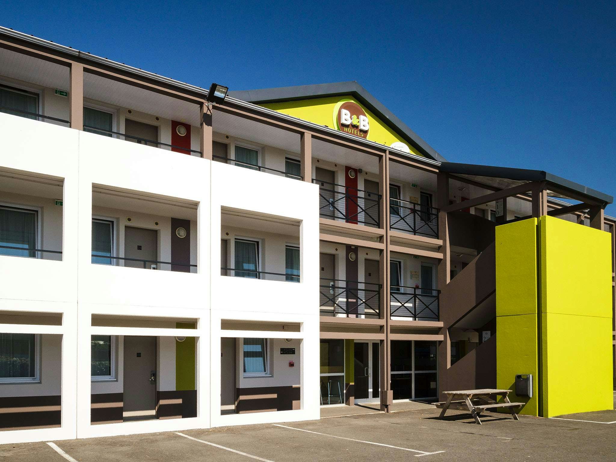 B&B HOTEL Saint-Brieuc in TREGUEUX
