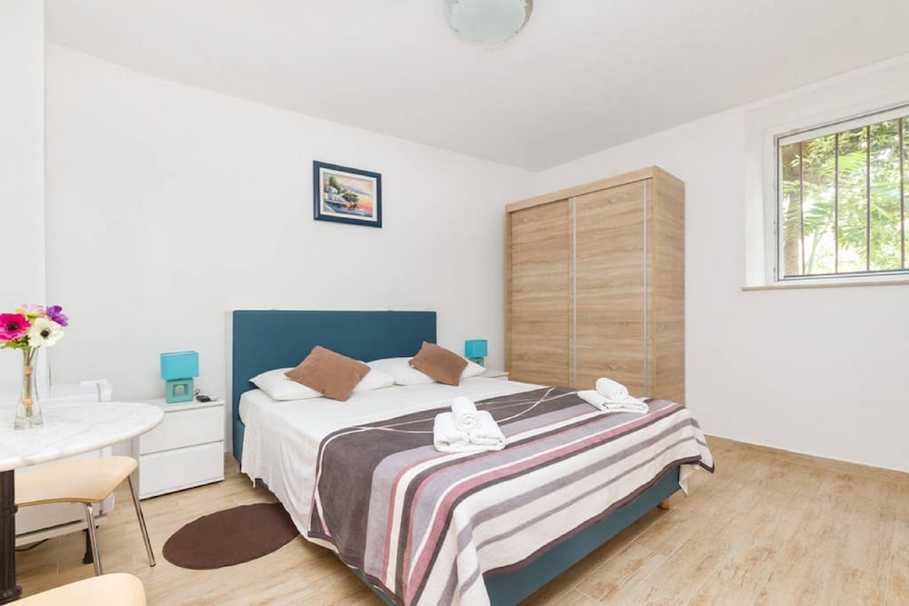 Peruzovic Rooms Apartments 19/70